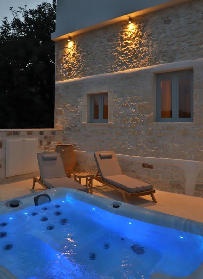 Amvikas Suites-Sitia Exterior photo